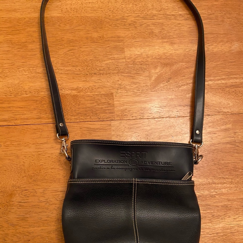 Esprit 80’s man made material leather like navy crossbody vintage preppy purse